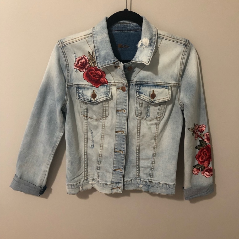 Kut from the Kloth acid washed floral embroidered